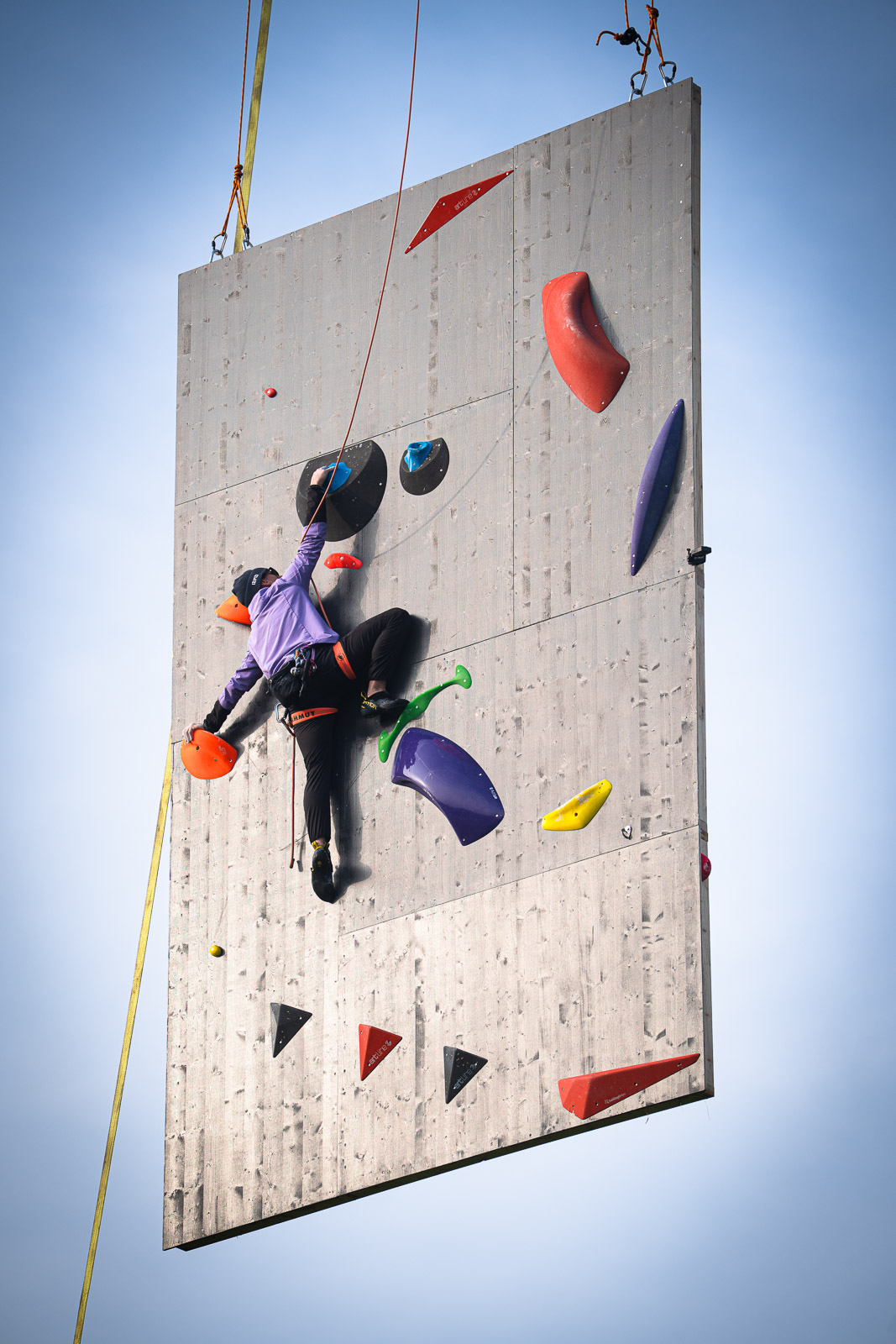 Photographe sport Annecy escalade bloc action intense